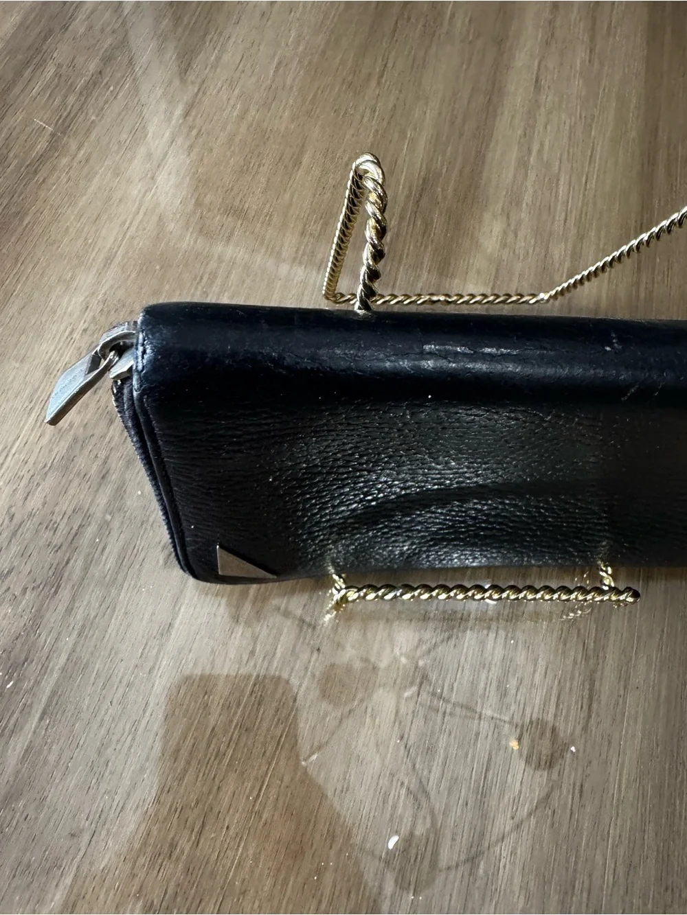 Dolce & Gabbana Black Pebbled Leather Wallet with Gold Chain Detail - Picture 7 of 8